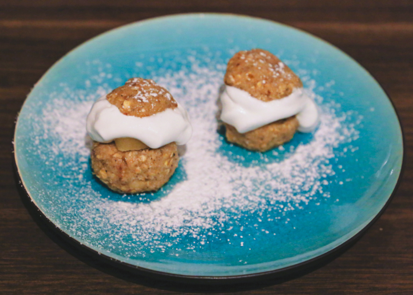 Fejr fastelavn med sunde Raw minisemlor