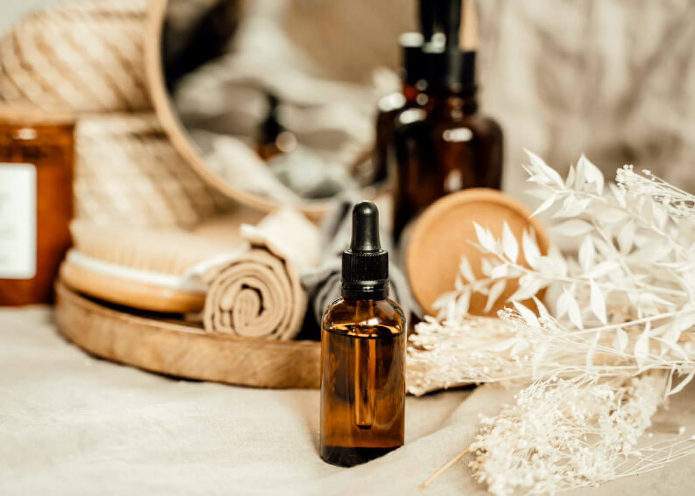 Giv både krop, hår og øjenvipper ekstra kærlighed med ricinusolie