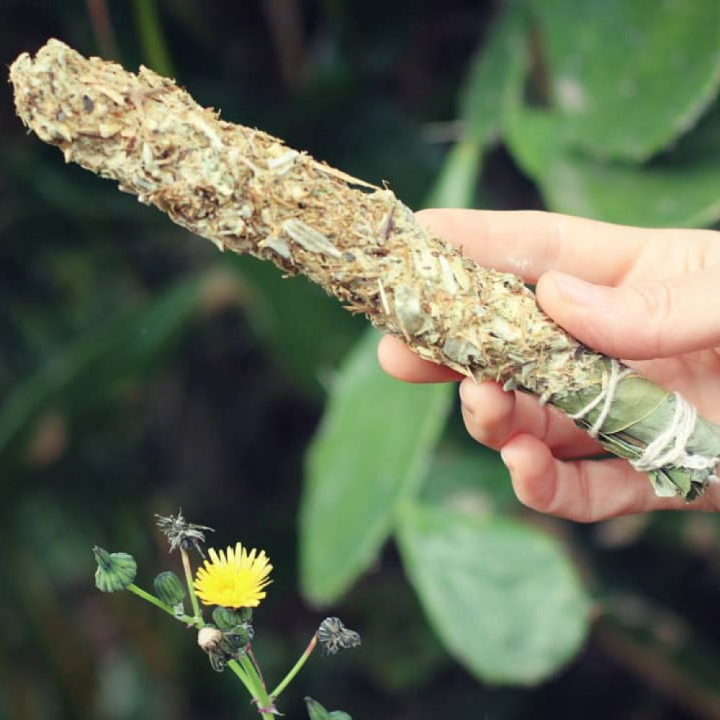 Sahumo Smudge Stick Energetic 1 stk i gruppen Hjem & Sjæl / Ritual & Ceremoni / Røgelse, Lys og Dufte hos Rawfoodshop Scandinavia AB (75-01)