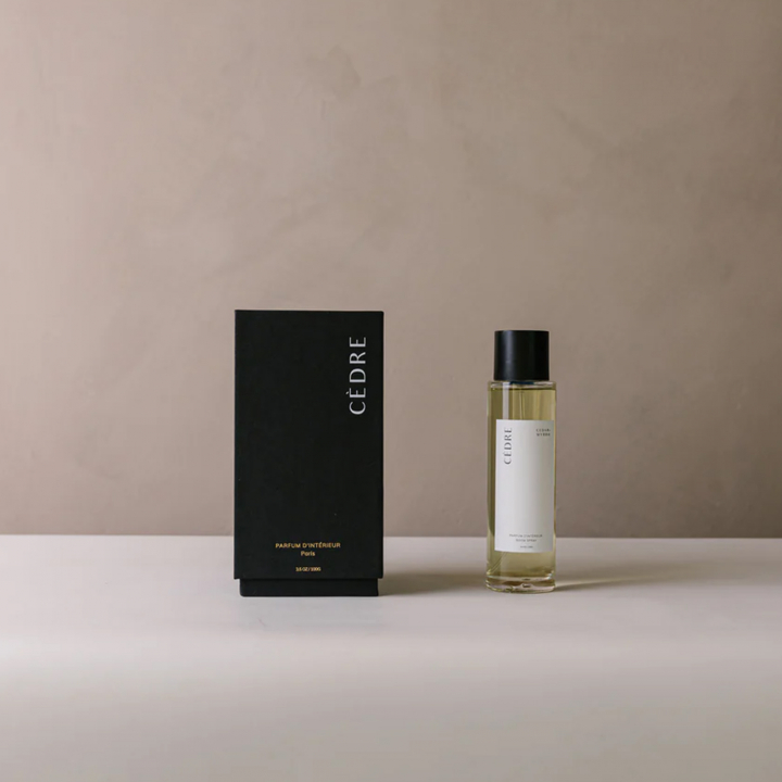 Parfum D'Intérieur Cèdre 100ml i gruppen Hjem & Sjæl / Ritual & Ceremoni / Røgelse, Lys og Dufte hos Rawfoodshop Scandinavia AB (PR-RMS-FR-C-01)