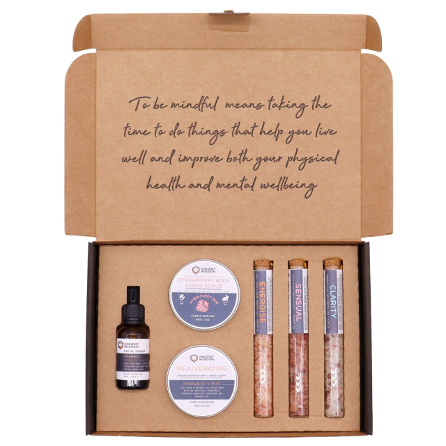 Serenity Essential Selvplejesæt