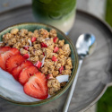 Crunchy Granola Jordbær, Hasselnød & Kokos 450g