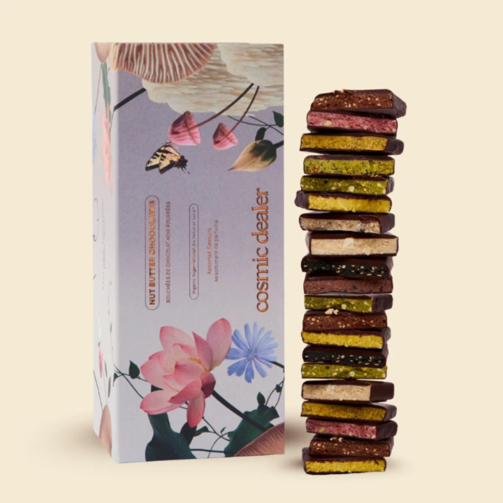 Chokoladeæske 10 Varianter ØKO 20 x 20g i gruppen Råvarer & Drikke / Slik & Chokolade / Chokolade og Bars hos Rawfoodshop Scandinavia AB (CHAKRA20BOX)