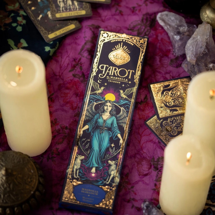 Røgelse Tarot Magnolia & Frankincense 6 stk i gruppen Hjem & Sjæl / Stemning & duft / Røgelse hos Rawfoodshop Scandinavia AB (SKU-5024)